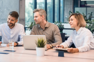 How-Do-You-Evaluate-AI-Features-for-HCM-and-ERP-Deployments