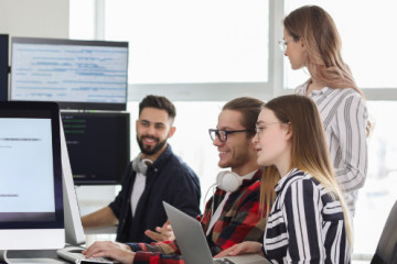 OCI-Observability-vs-Enterprise-Manager-for-Oracle-EBS